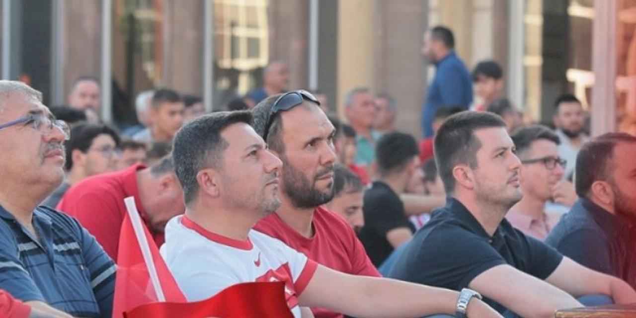 Başkan Rasim Arıdan çocuk ve gençlere müjde