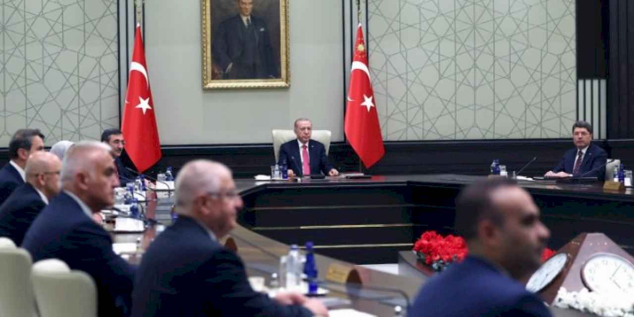 Kabine yeni bakanlarla toplandı