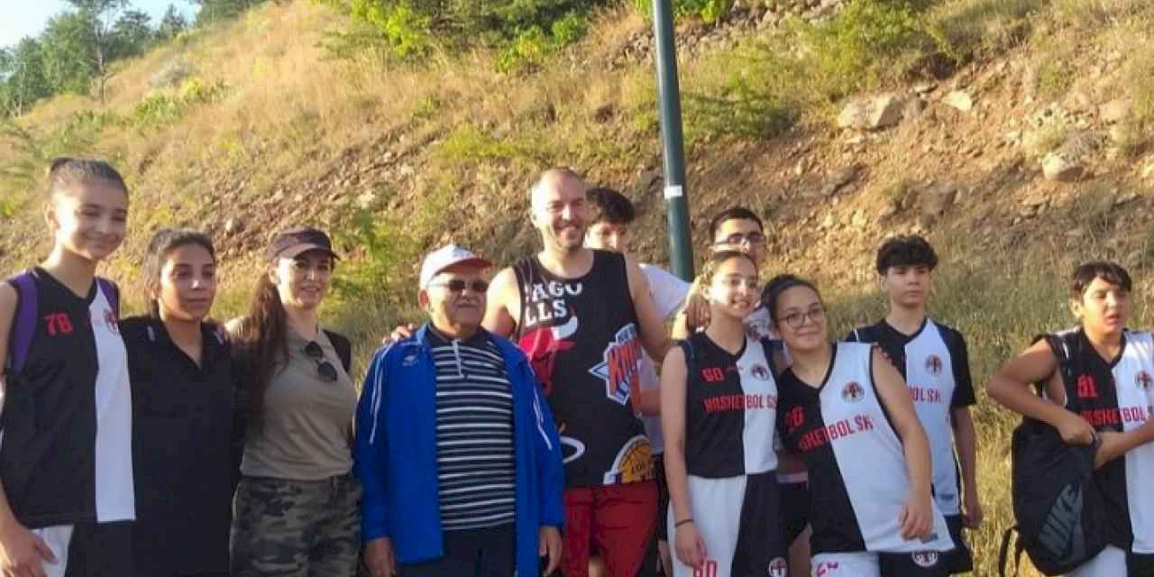 Başkan Büyükkılıç'tan gençlerle “sabah yürüyüşü” buluşması