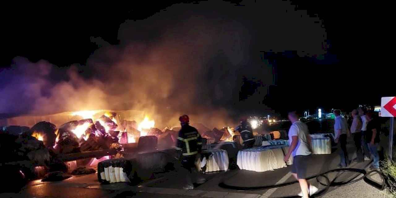 Kırcasalih yakınlarındaki kazada pamuk yüklü TIR yandı