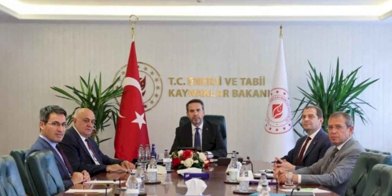 Bakan Bayraktar Konyalı pancar ekicilerini ağırladı