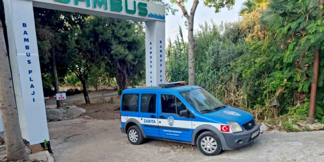Antalya'da Bambus Plajı'ndan taşıtlar da çekildi!