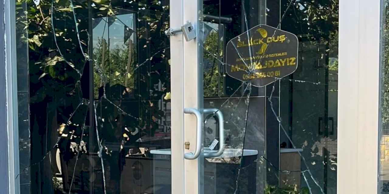 Düzce'de 4 işyerine saldırı