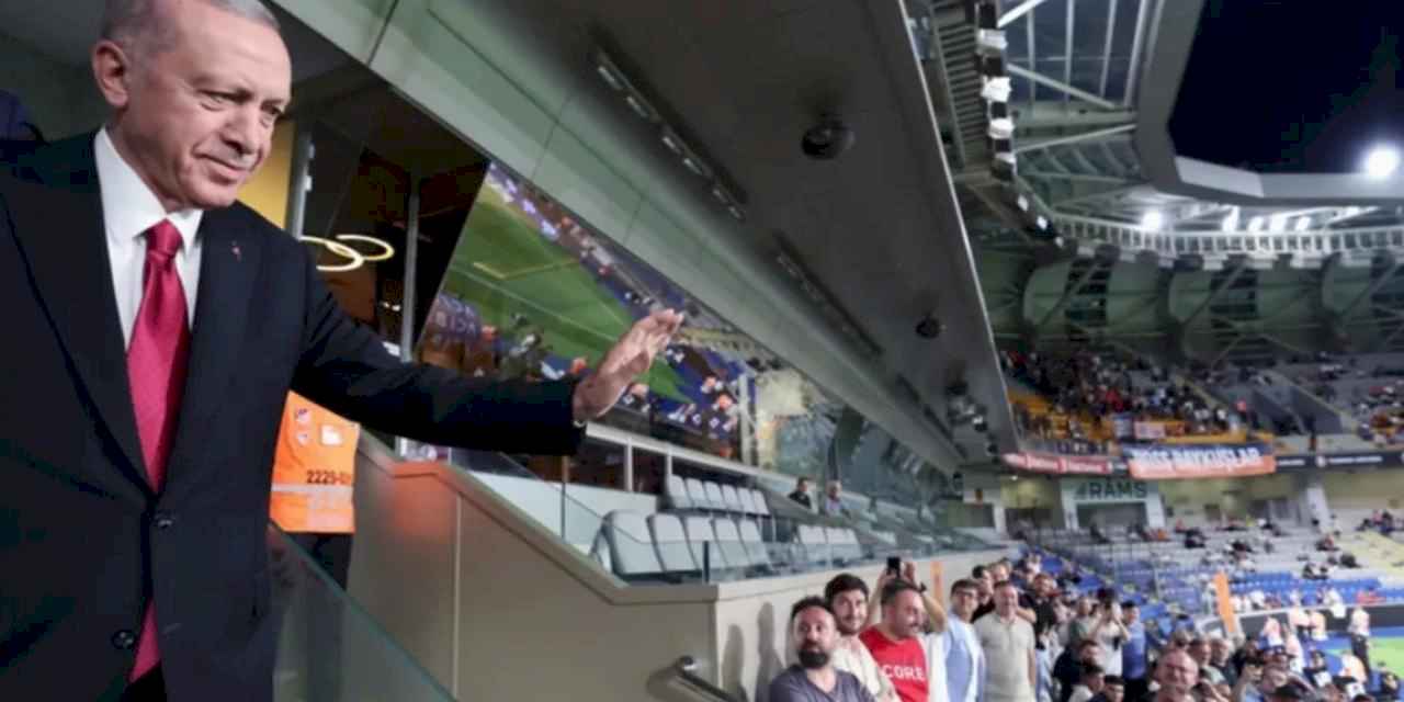 RAMS Başakşehir-La Fiorita maçını izledi