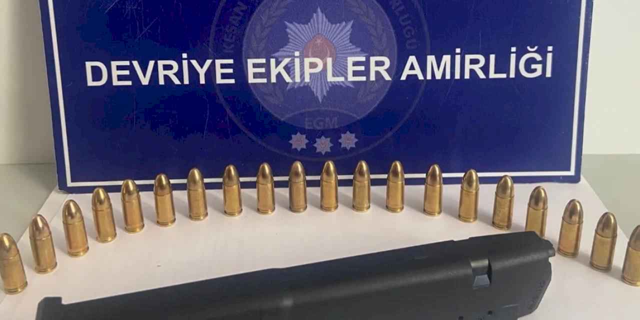 Keşan'da silahla yakalanan ehliyetsiz  sürücü gözaltında