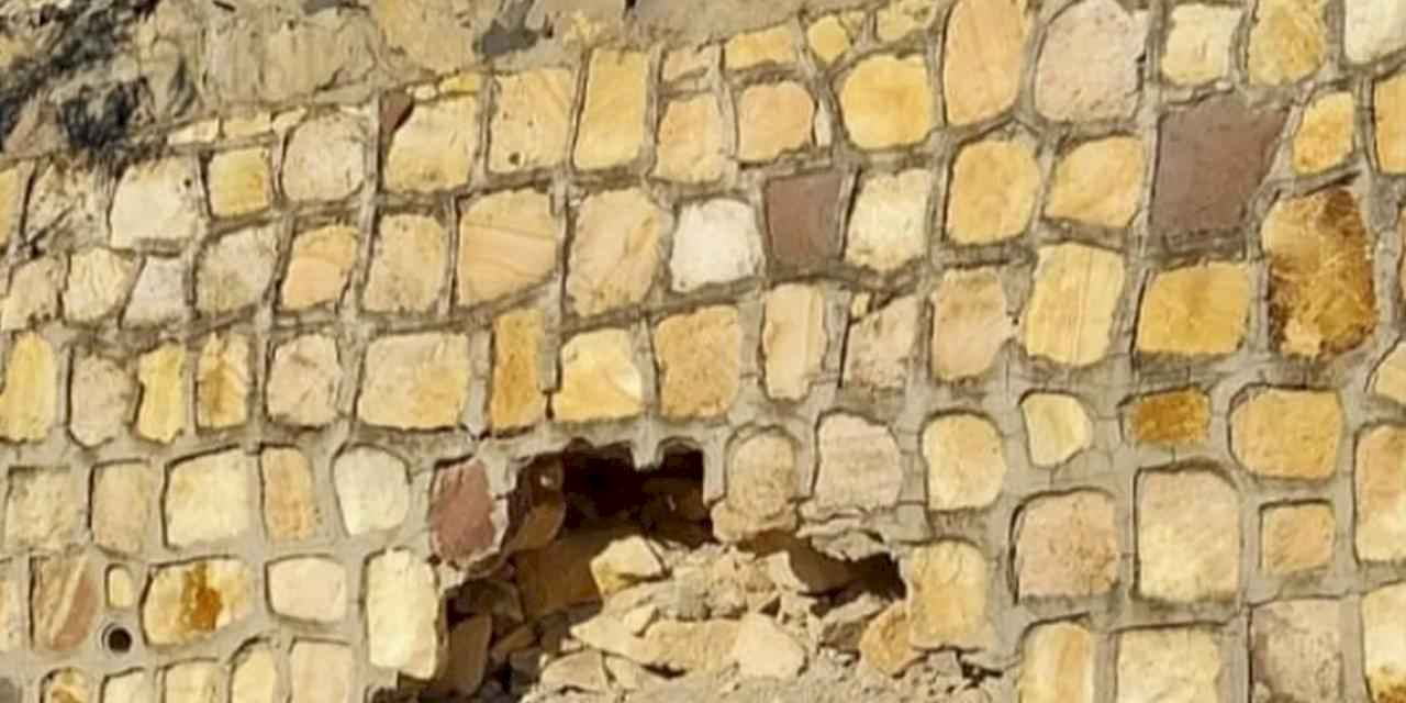 İzmir Foça'da tehikeli istinat!