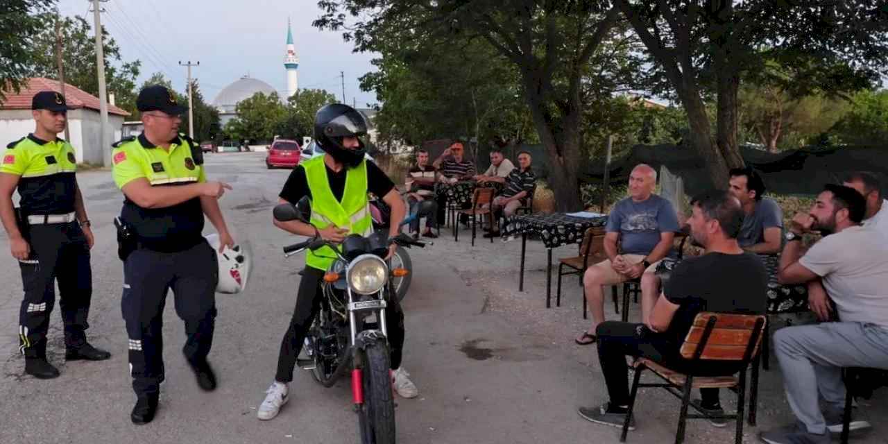 Edirne Keşan’da motosiklet sürücülerine eğitim