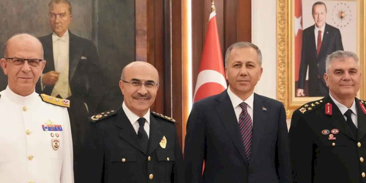 İçişleri'nde birliktelik ve güven pozu!