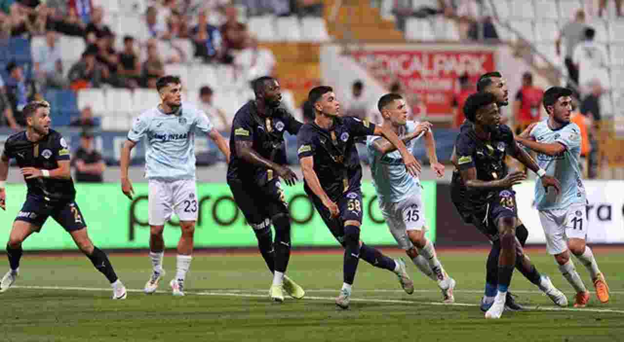 Kasımpaşa 2 - 2 Adana Demirspor (Maç Sonucu) Adana son dakika puanı kaptı!