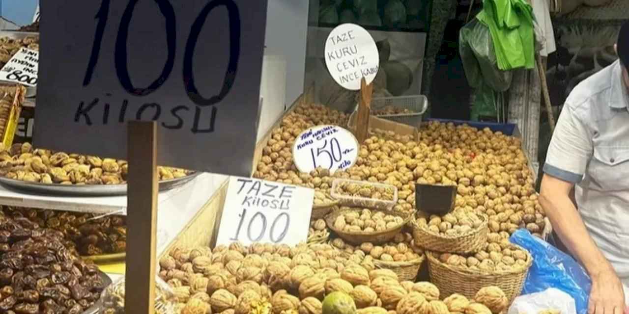 Yeni mahsul taze cevizler Bursa’da tezgaha çıktı