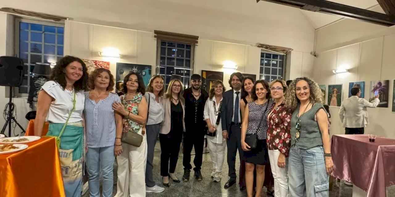 Bakırköy Belediyesi kursiyerlerinin eserleri sergiyle taçlandı