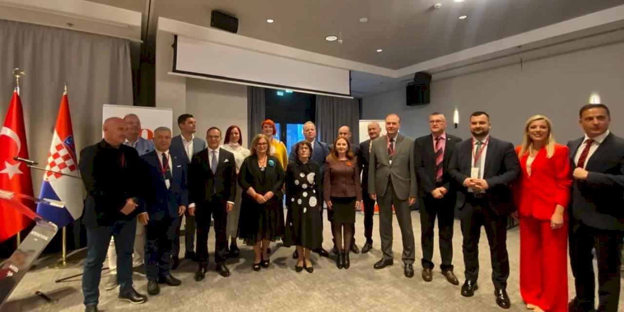 Hırvat-türk Dostluk Derneği’nden LÖSEV’e ödül