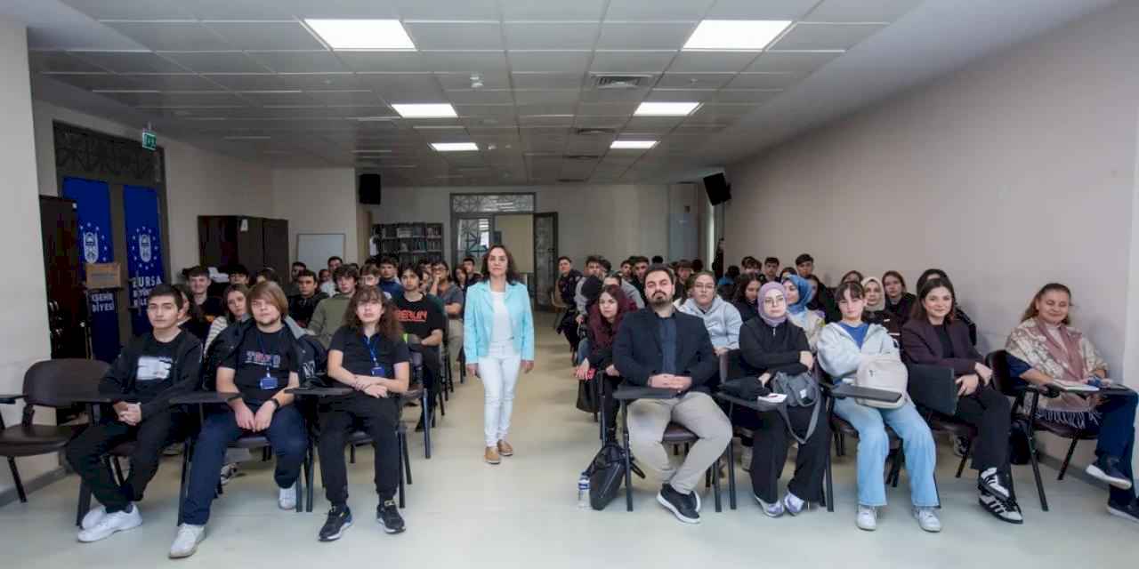 Bursa Büyükşehir’de stajyerlere oryantasyon eğitimi