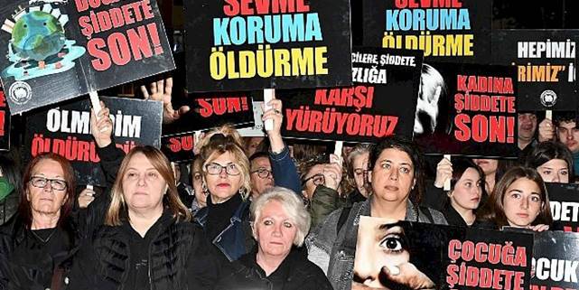 Lüleburgaz'da 'şiddete son' yürüyüşü
