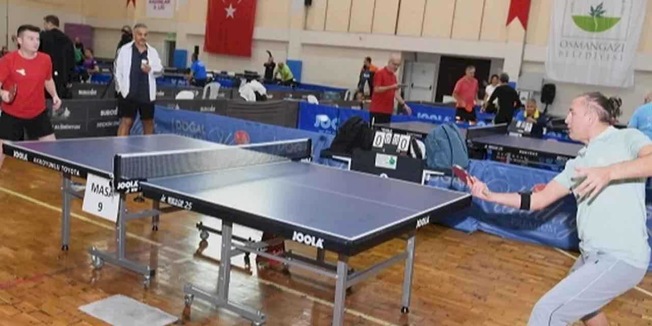 Ulusal Bursa Veteran Masa Tenisi Turnuvası başladı