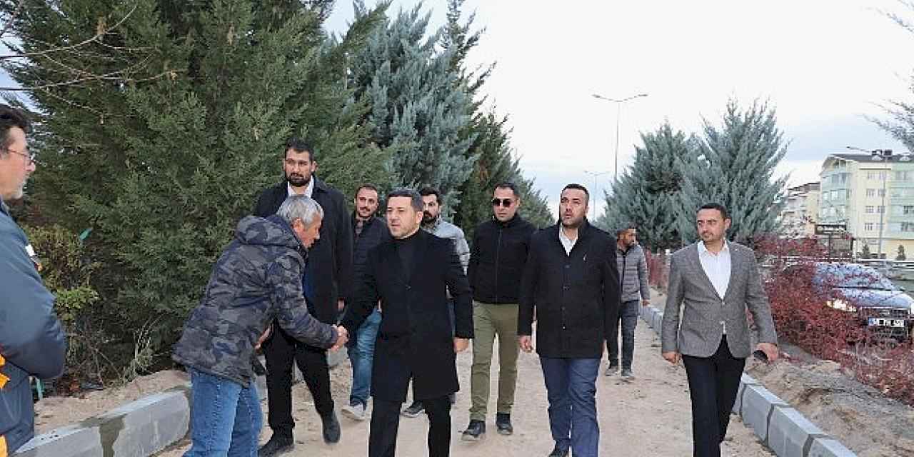 Belediye Başkanı Arı, üstyapı çalışmalarını yerinde inceledi