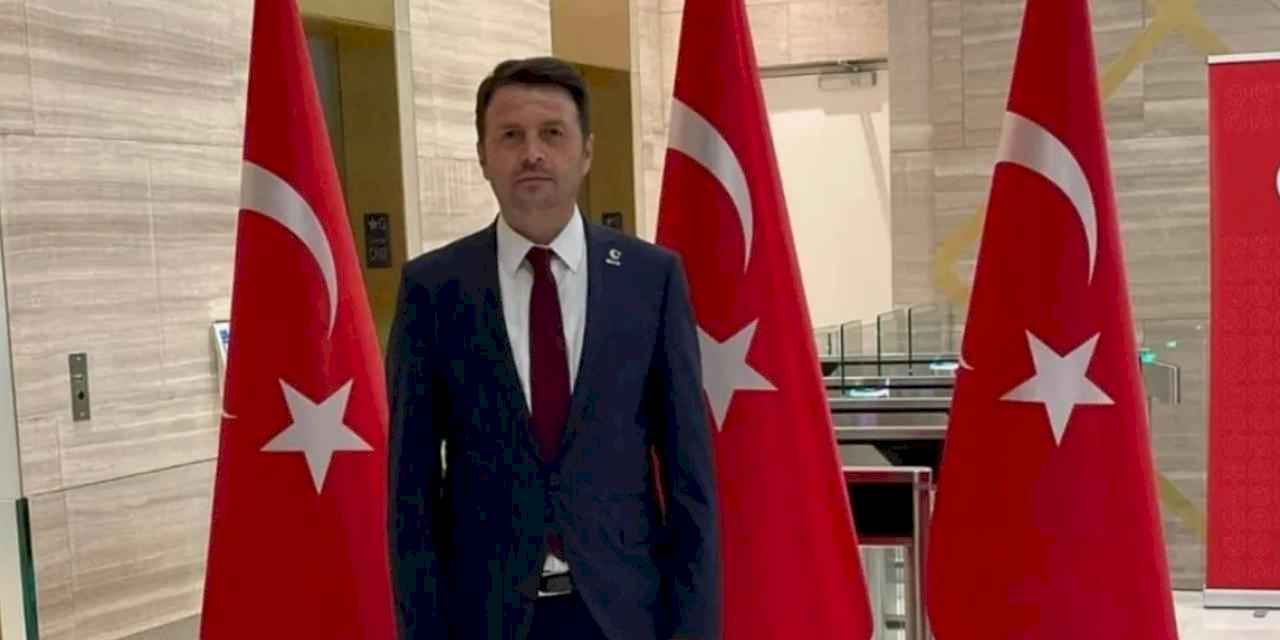 Uluslararası STK Başarı Ödülü Ayhan Özmekik'in