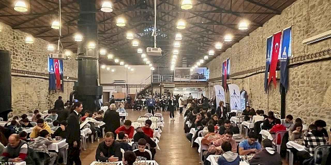 Büyükşehir'in geleneksel satranç turnuvası tamamlandı