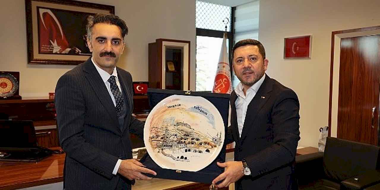 Nevşehir Belediye Başkanı Rasim Arı, Nevşehir Adliyesi'nde Adli Makamları ziyaret etti.