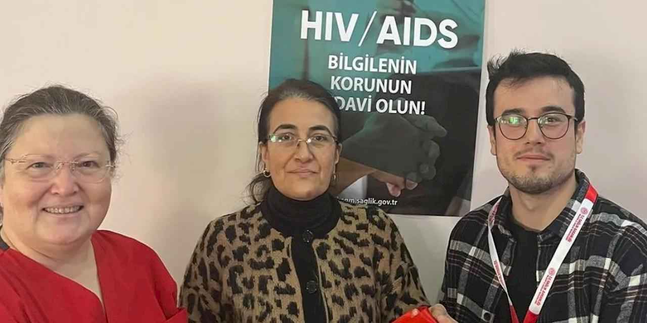 Bilecik'te kırmızı kurdeleli farkındalık!