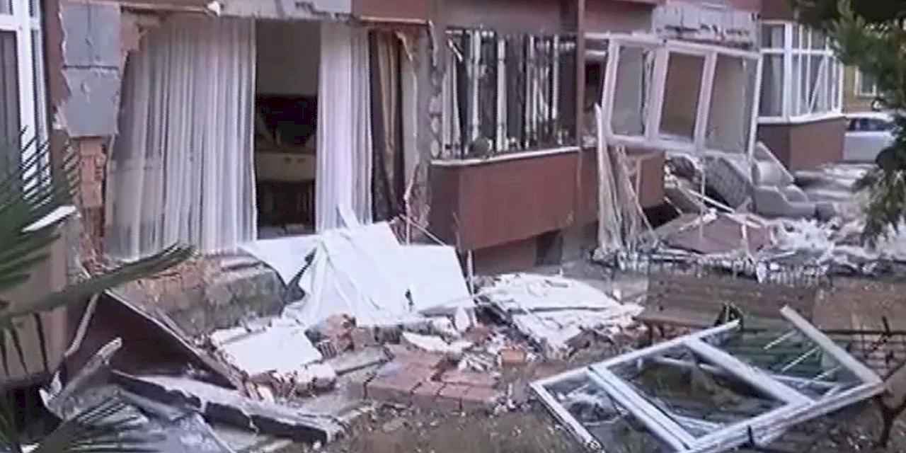 İstanbul'da 14 katlı binada patlama