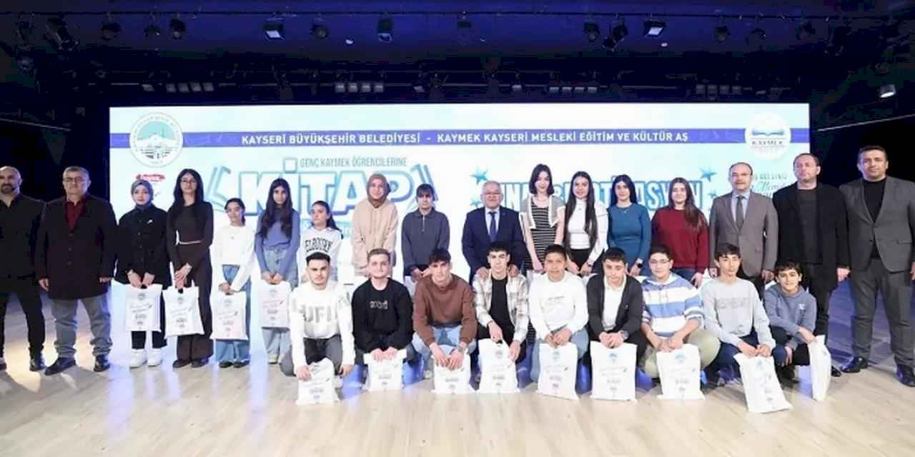 Kayseri Büyükşehir'den kitap desteği