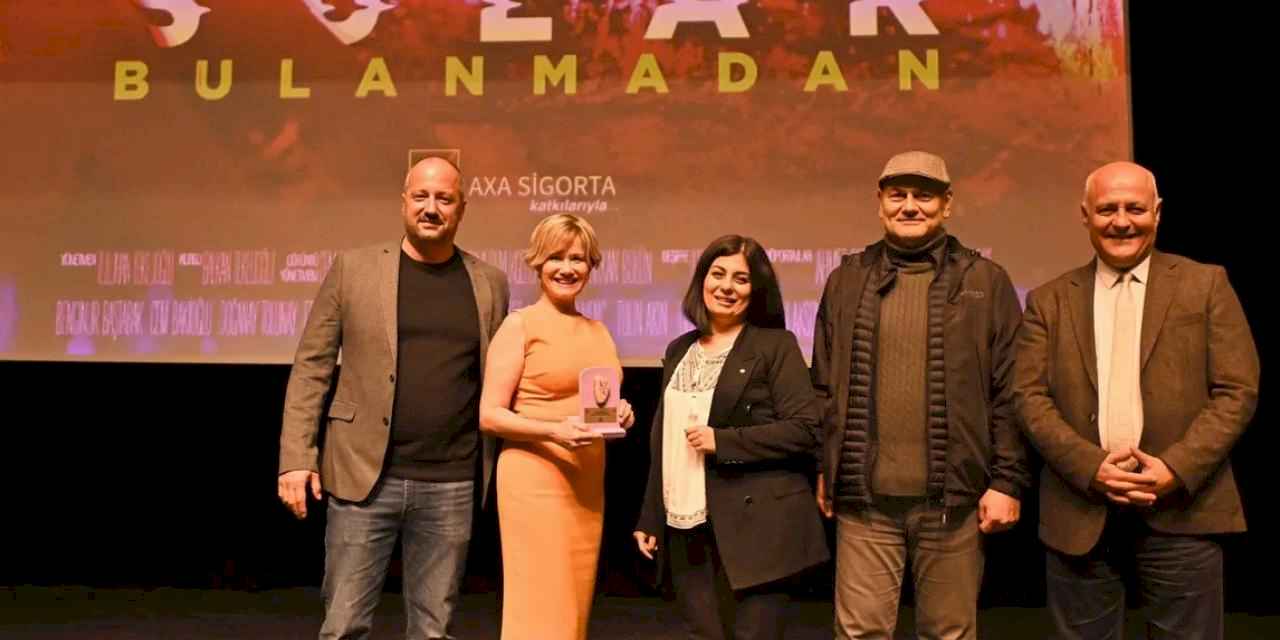 Antalya seyircisiyle buluştu