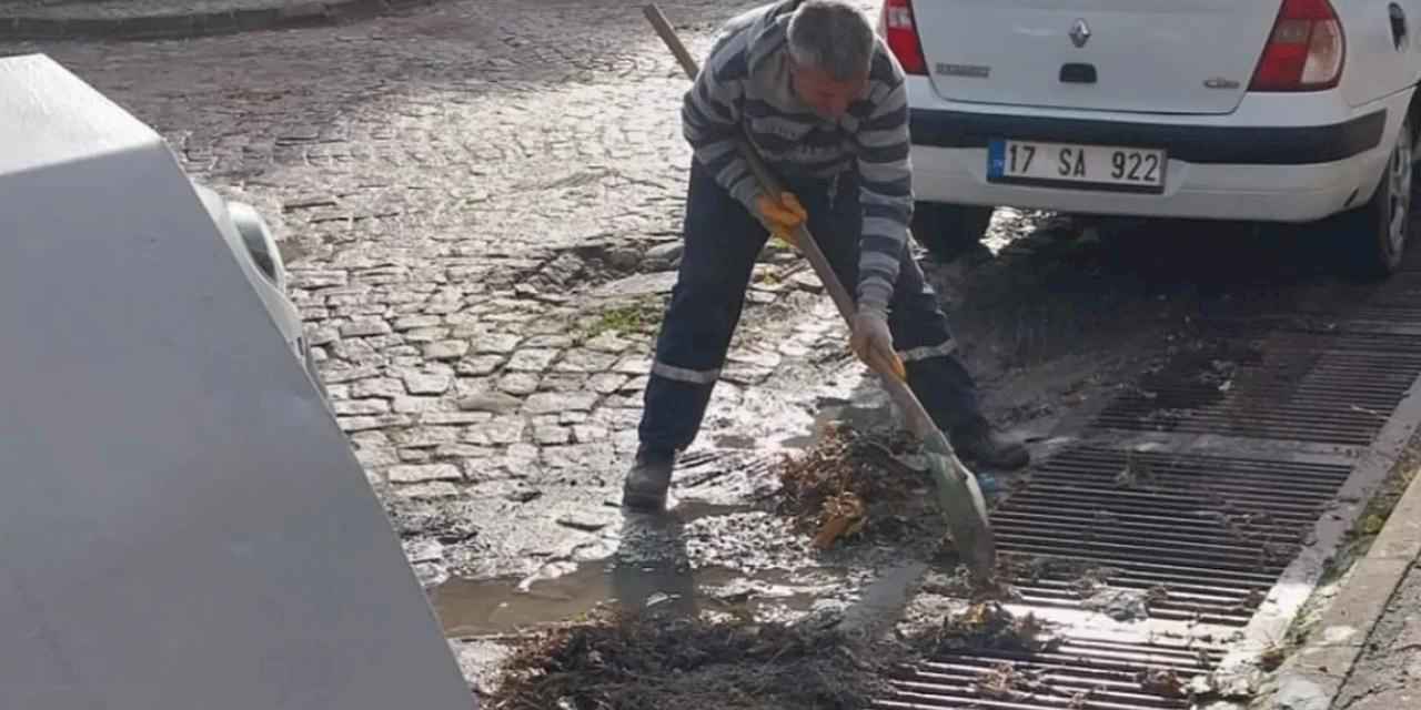 Ayvalık'ta yağmur sonrası dip bucak temizlik