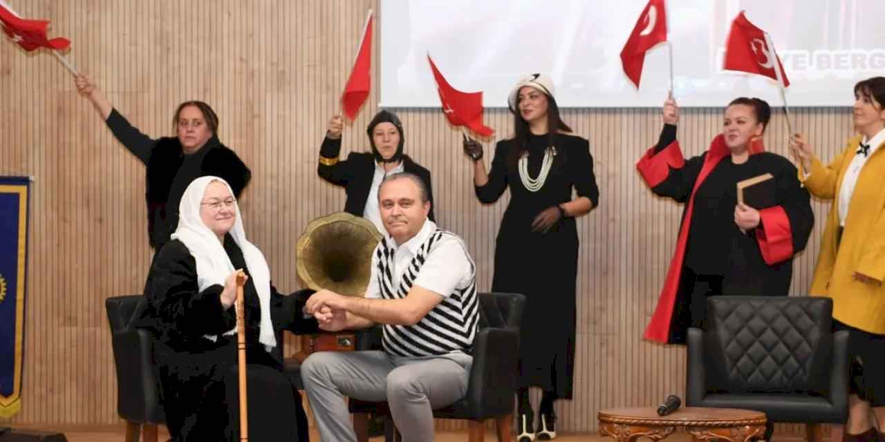'Zamansız Kadınlar' düşten düşünceye Bursa Osmangazi'de anlatıldı