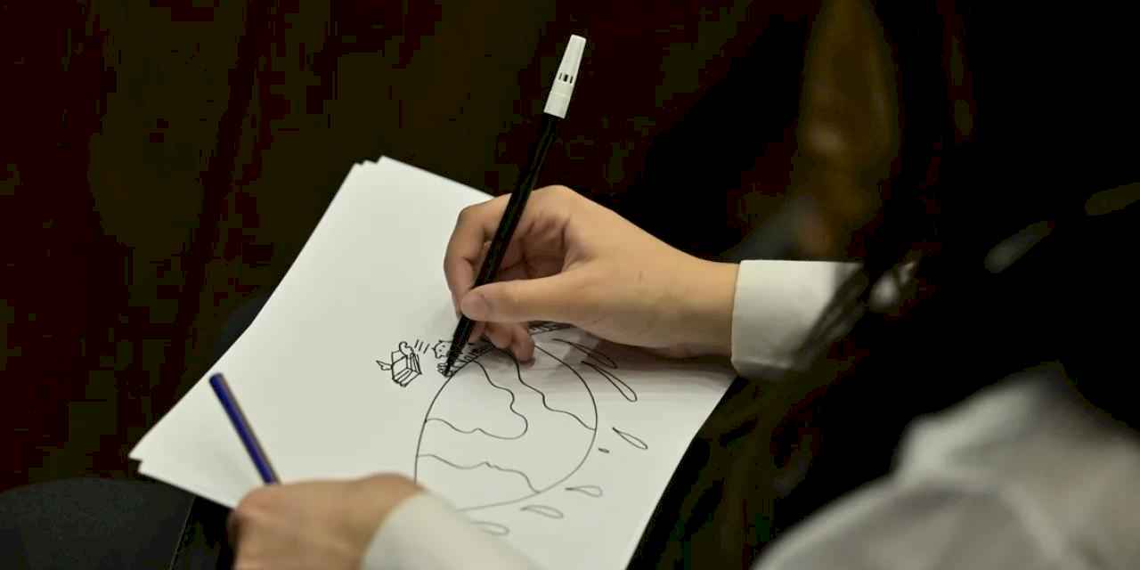 Sürdürülebilir yaşam için karikatür çizdiler