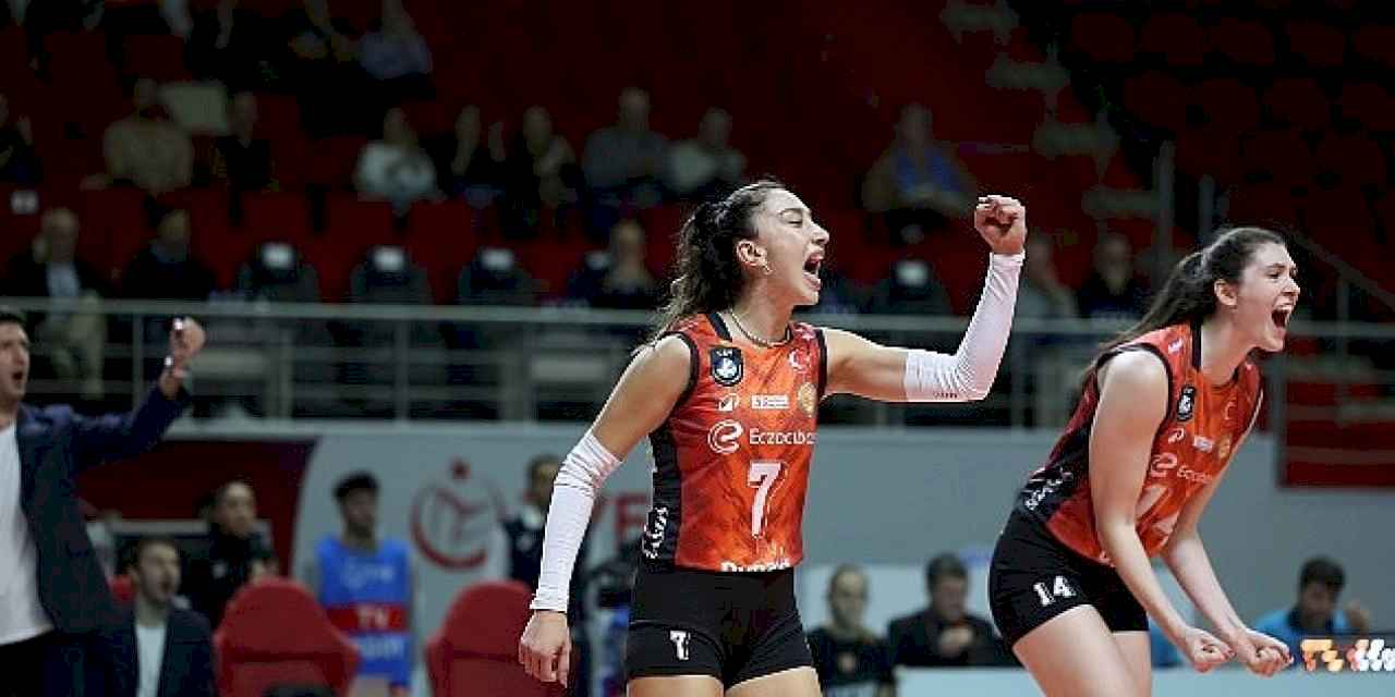 Eczacıbaşı Dynavit, CEV Şampiyonlar Ligi'nde çeyrek finalde