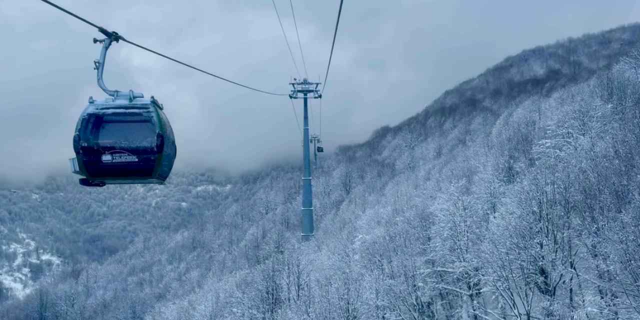 Karatepe'de teleferik keyfine kaldığı yerden devam