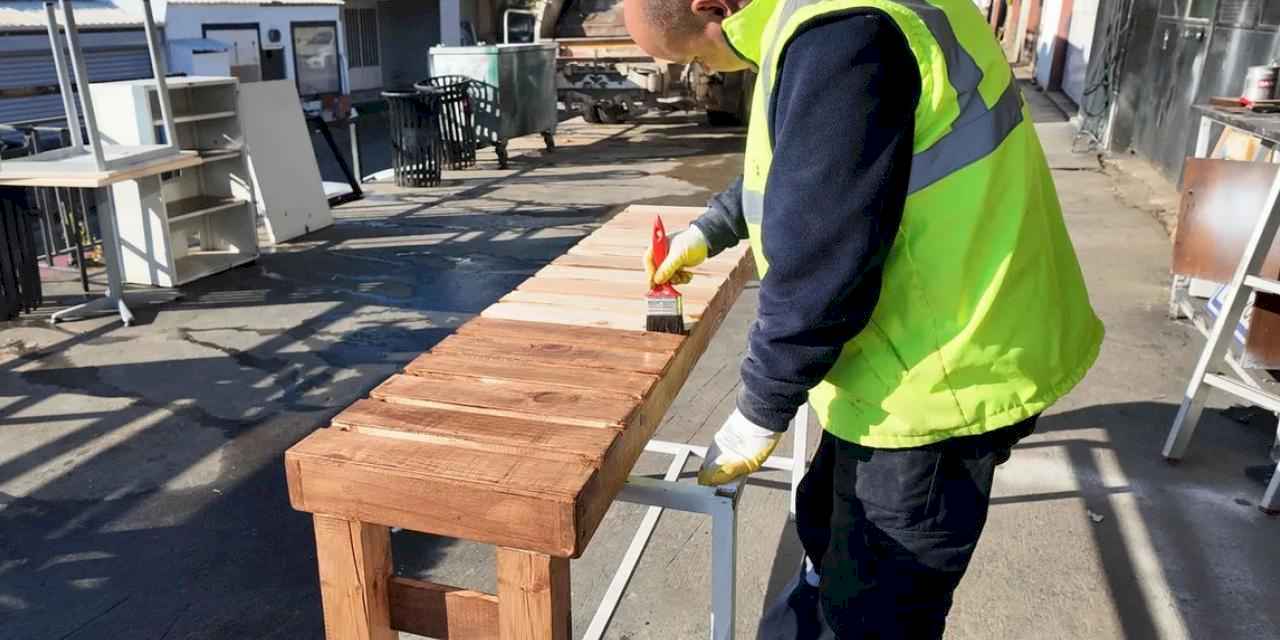 İzmir Güzelbahçe'de ahşaplar yeniden hayat buluyor!