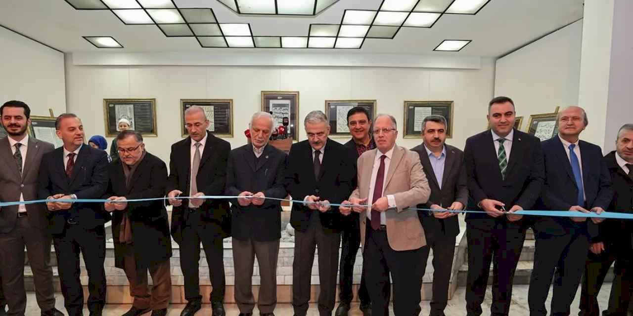 “Bursevi’nin kaleminden” sergisi açıldı