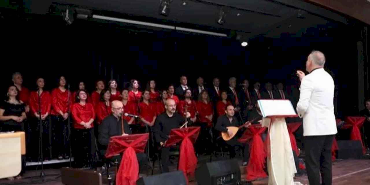 Bursa İnegöl'de Sarıkamış Şehitleri kahramanlık türküleriyle yad edildi