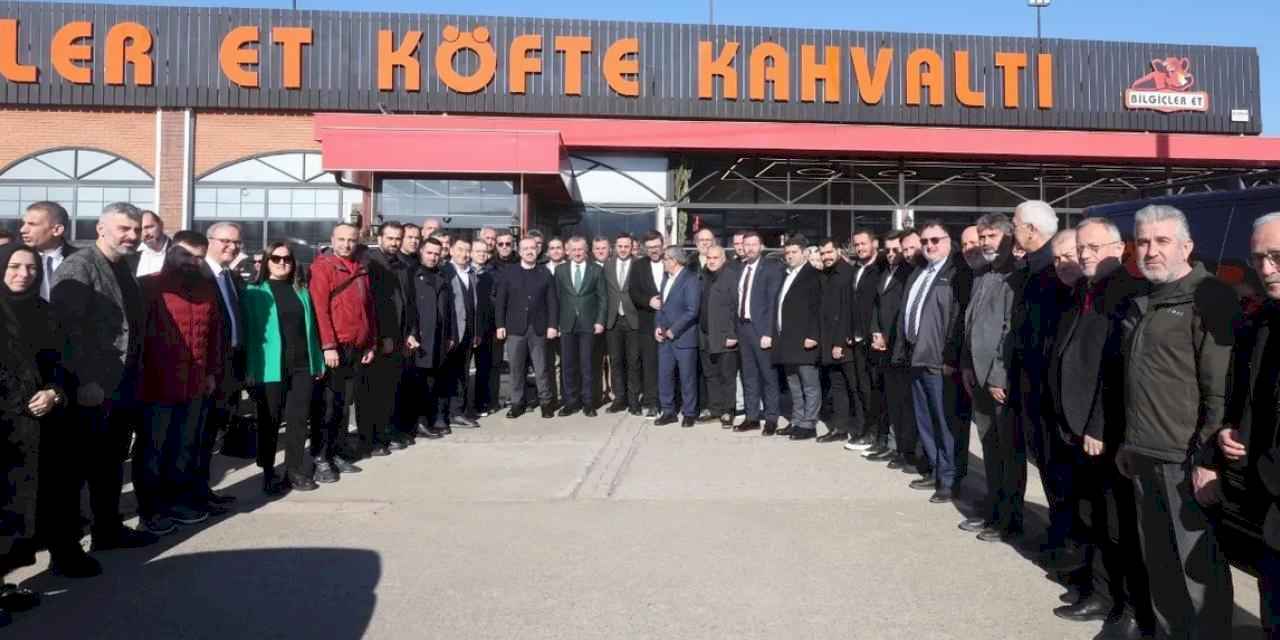 Kocaeli'de Başkan Büyükakın Başiskele esnafıyla buluşu