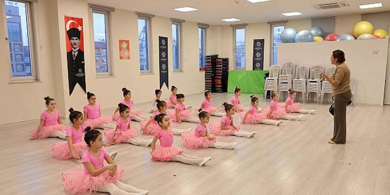 Aydınlı minikler başkan çerçioğlu'nun başlattığı etkinlikler ile bale öğreniyor