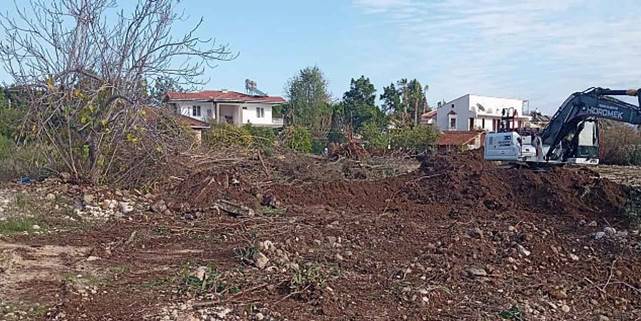 Tekirova Mahallesi'nde imar yolları açılmaya devam ediyor