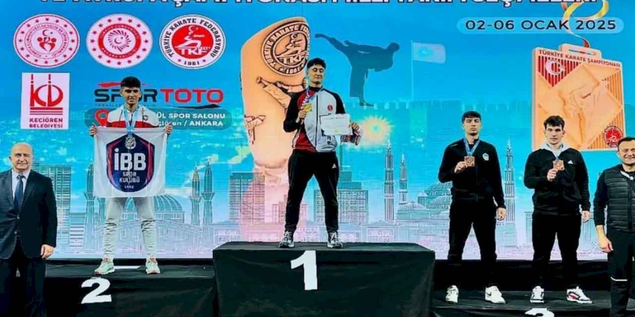 Sakarya'nın gururları Abdullah ve Arel Ankara’da podyuma çıktı