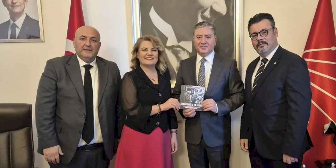 Ata'nın 105 yıl önce İzmit'te gerçekleştirdiği ilk toplantıya özel davet