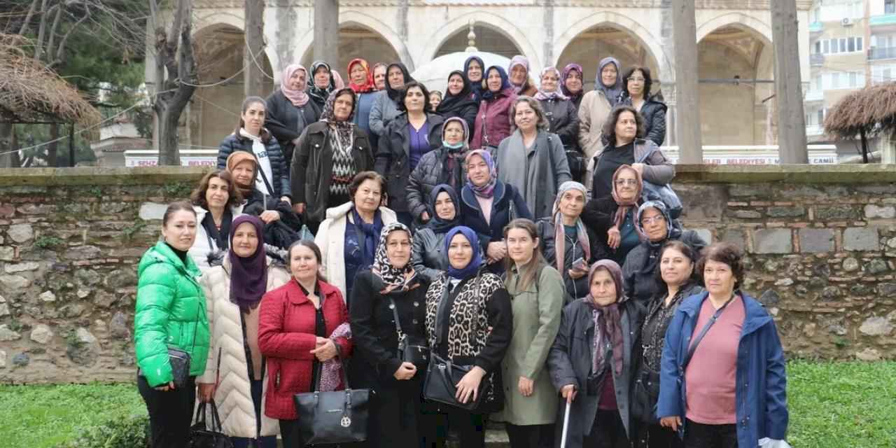 Saruhanlılı kadınlar Manisa’yı adım adım gezdi