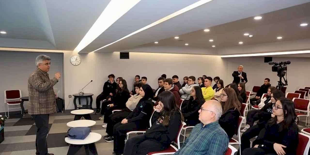 Kayseri Talas'ın Yazar Okulu'nda altı hafta tamamlandı