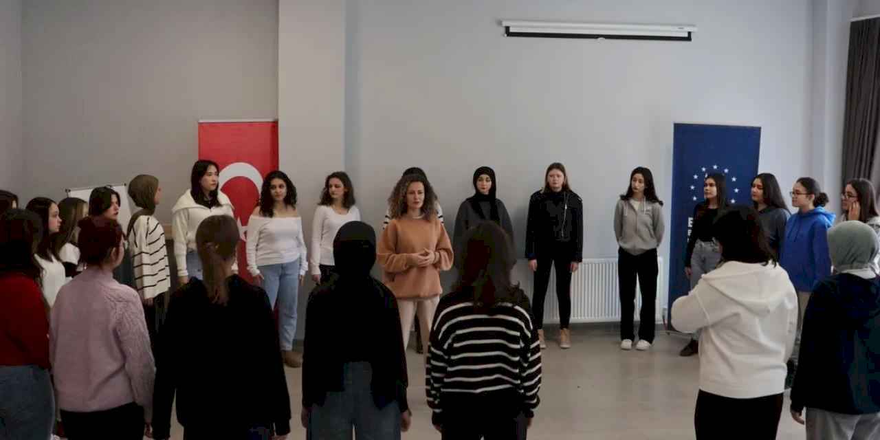 Bursa'da doğayla iç içe motivasyon kampı