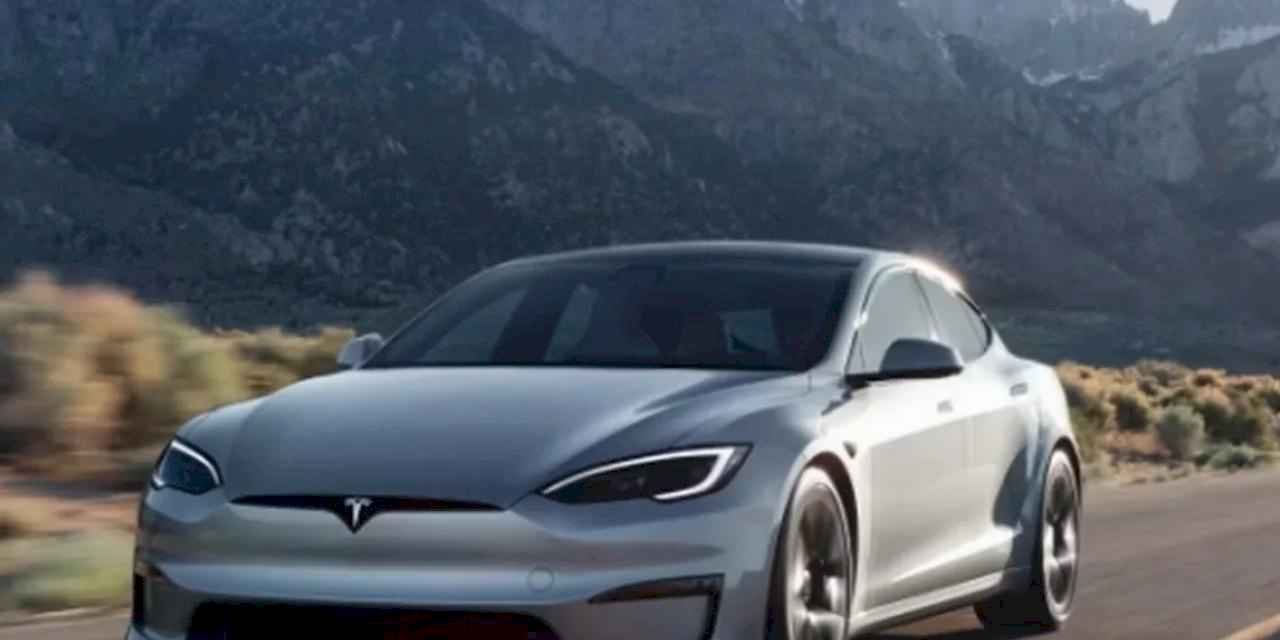 Tesla, küresel otomobil satışlarında ilk kez resmen Audi'yi geride bıraktı