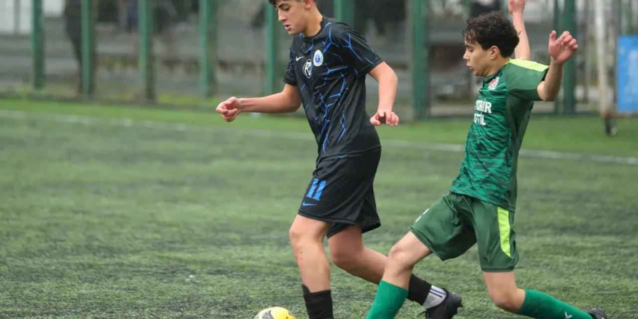 Bursa Gemlik Belediyespor farklı galip: 6-1