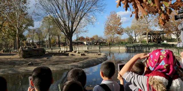 Bursa Büyükşehir'den çocuklara karne hediyesi