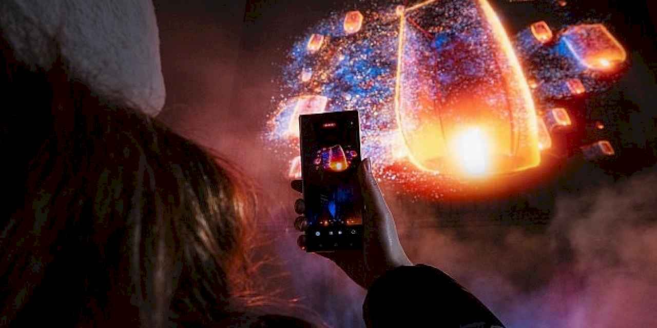 Samsung, Hologram deneyimiyle mobil cihazlarla etkileşime geçmenin yeni yollarını tanıttı