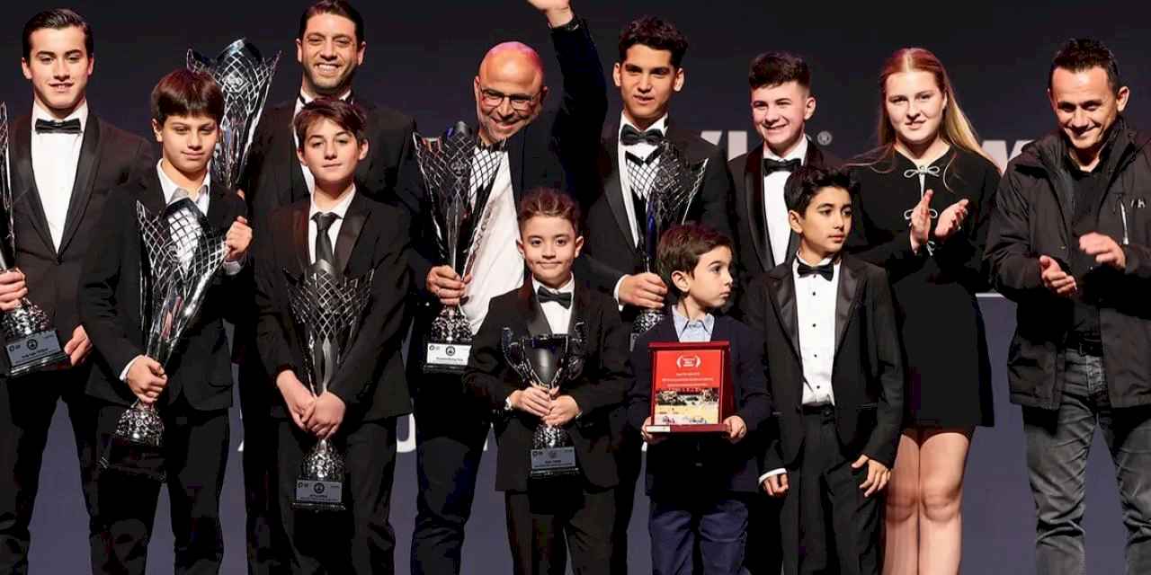 TOSFED Gala Gecesi Zorlu PSM'de yapıldı