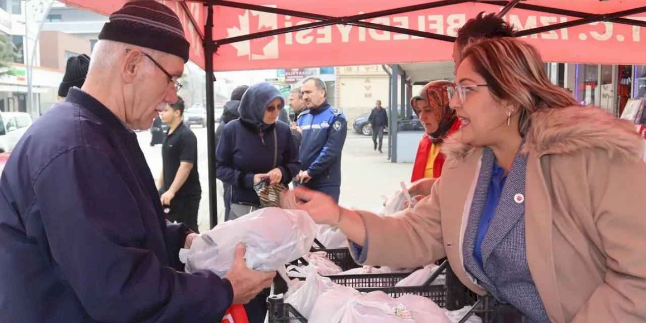 İzmit ürettiklerini paylaşmayı sürdürüyor