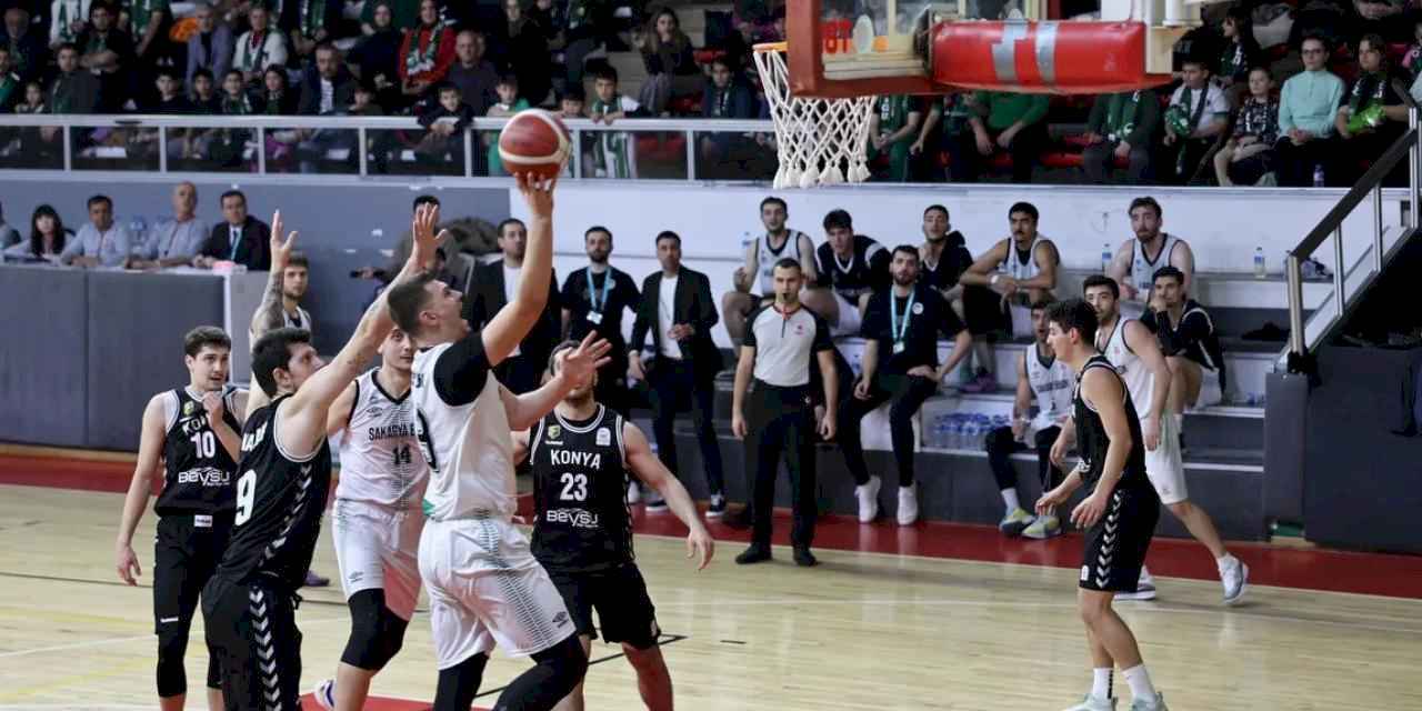 Sakarya potada galibiyet sayısını 5'e çıkardı